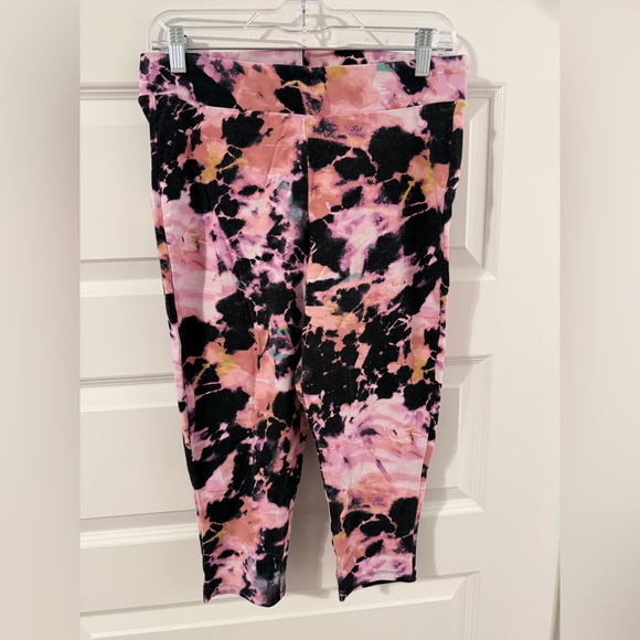 torrid Pants - Torrid Pink and Black Tie-Dye Leggings